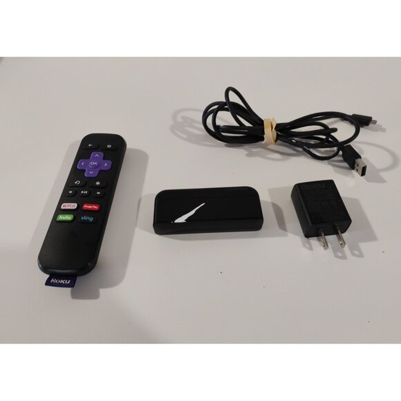 Roku 3900x Streaming Device - W/ Remote & Power Cord - Tested Working - Picture 4 of 14